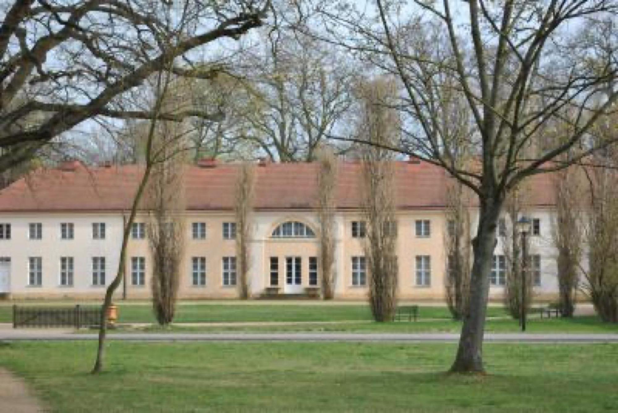Ferienwohnungen Luisenhof Paretz エクステリア 写真